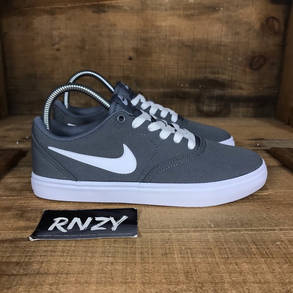 Nike Shoes - NEW Nike SB Check Low Canvas Cool Grey